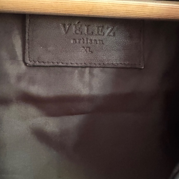 VELEZ Men's XL Black Genuine Lux Leather Bomber Jacket- Worn Once - Picture 5 of 8